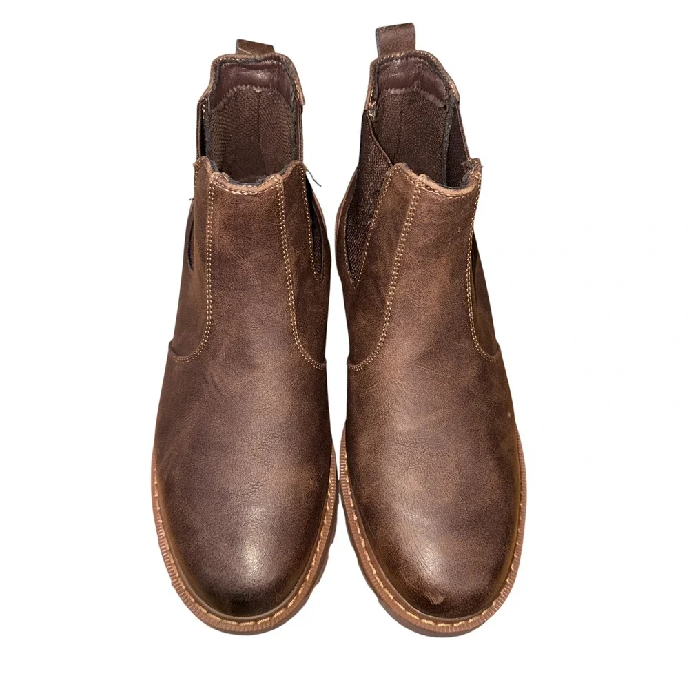 NEW Deer Stags Jameson Chelsea Boots Mens 8M Brown Pull On Lug Sole Ankle Boots
